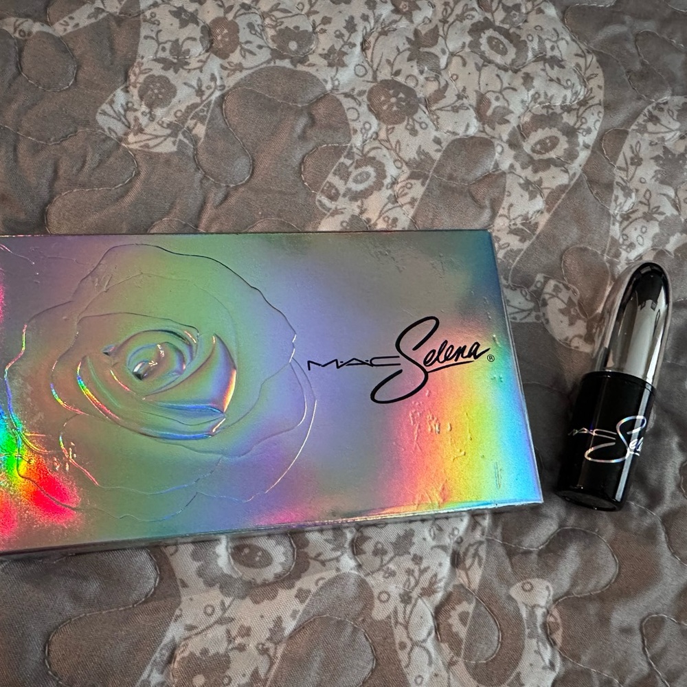 MAC Selena Eyeshadow Palette and Lipstick Set